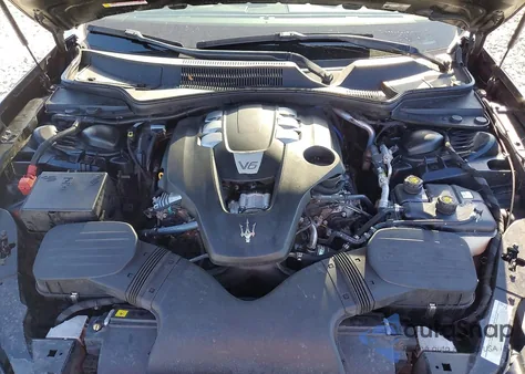 2018 Maserati Ghibli z USA, uszkodzony, nr VIN ZAM57XSA6J1271779